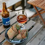 住宿加早餐酒店 Kefs & Cafe *