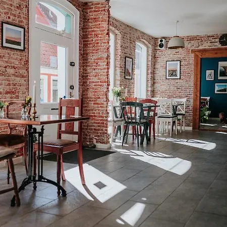 Kefs & Cafe * Эрёскёбинг