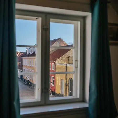 Bed & Breakfast Kefs & Cafe Aeroskobing