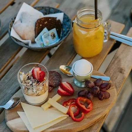 Bed and Breakfast Kefs & Cafe