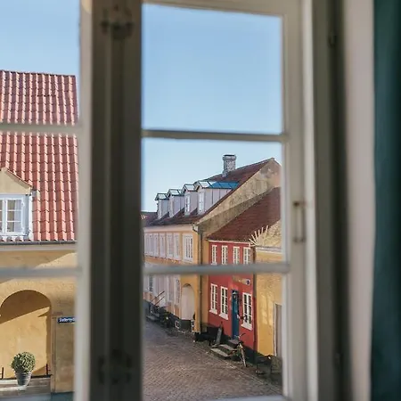 Kefs & Cafe Nocleg ze śniadaniem Ærøskøbing