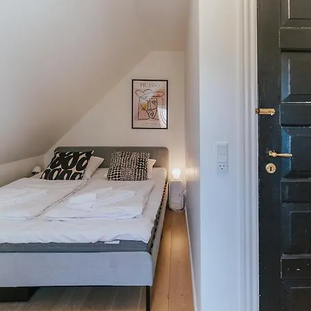 Bed and Breakfast Kefs & Cafe *