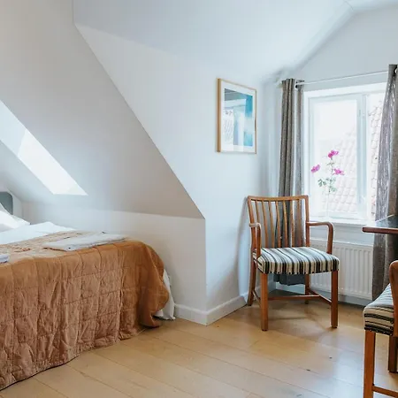 Bed and Breakfast Kefs & Cafe Ærøskøbing